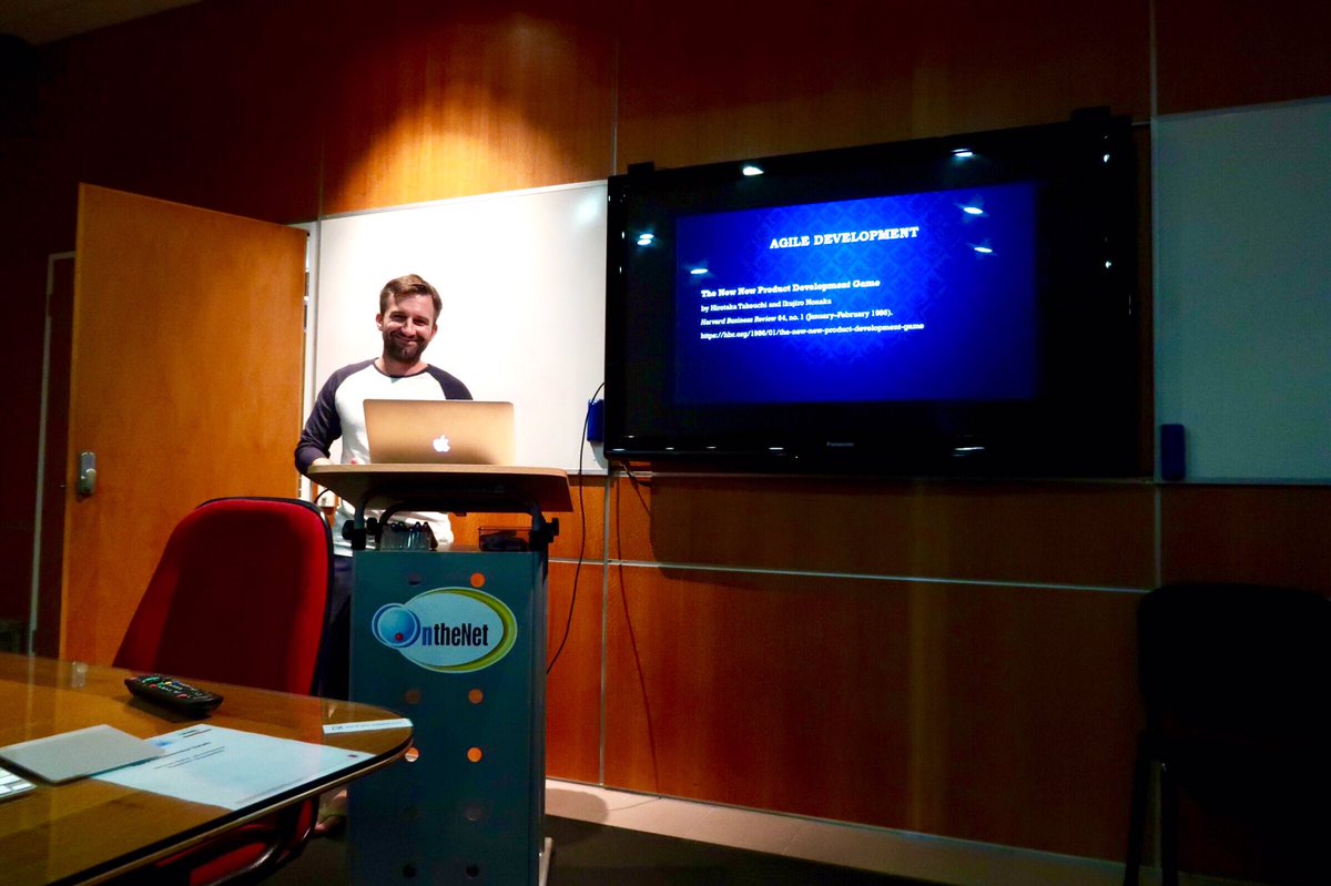 drupalgoldcoast's tweet image. Jann Porsche talking about Agile development at the April meetup. #drupal #agile #webdev