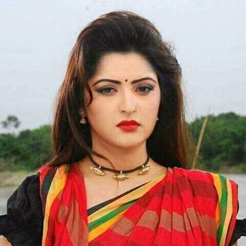 Ruhulsk12's tweet photo. হট পরিমনি https://t.co/2YBsrQ0TBl