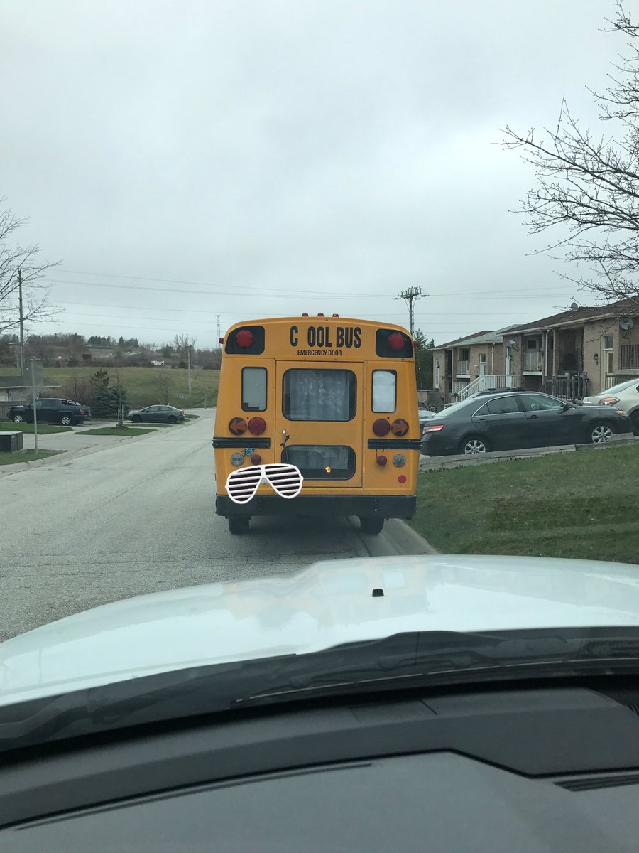 TalkTruck's tweet photo. School Bus Cool Bus! #isitabus #isitamotorhome #oos https://t.co/aPWCwYZbFy