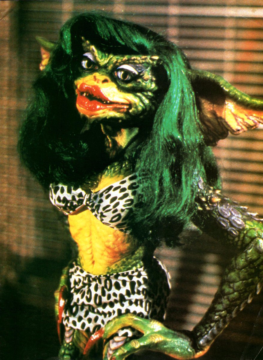 UVWSSVget_it's tweet photo. @DaveandChuck @AndyGreenradio found her #gremlinlady https://t.co/NE6acQmB1m