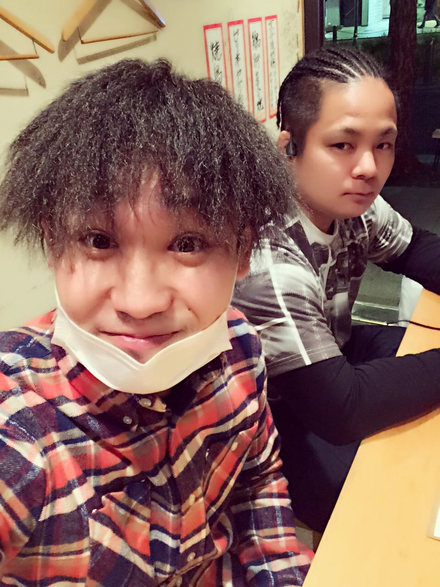 SHVNYA_WD's tweet photo. 飯なう #PONTO5 https://t.co/GGQUpj5gzG