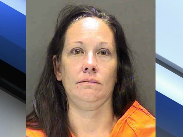 Abc Action News On Twitter Sarasota Woman Arrested Reportedly Ran