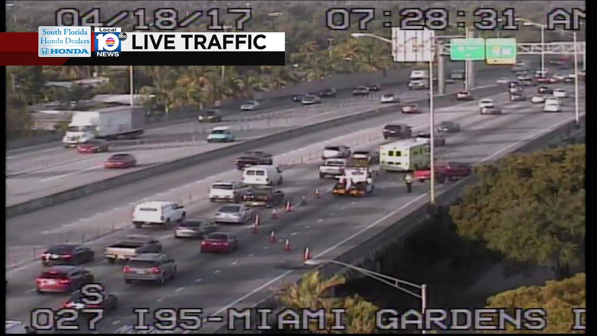 3 Right Lanes Blocked due to crash on I-95 SB at Miami Gardens Dr #trafficalert https://t.co/8kW5kTXxW7