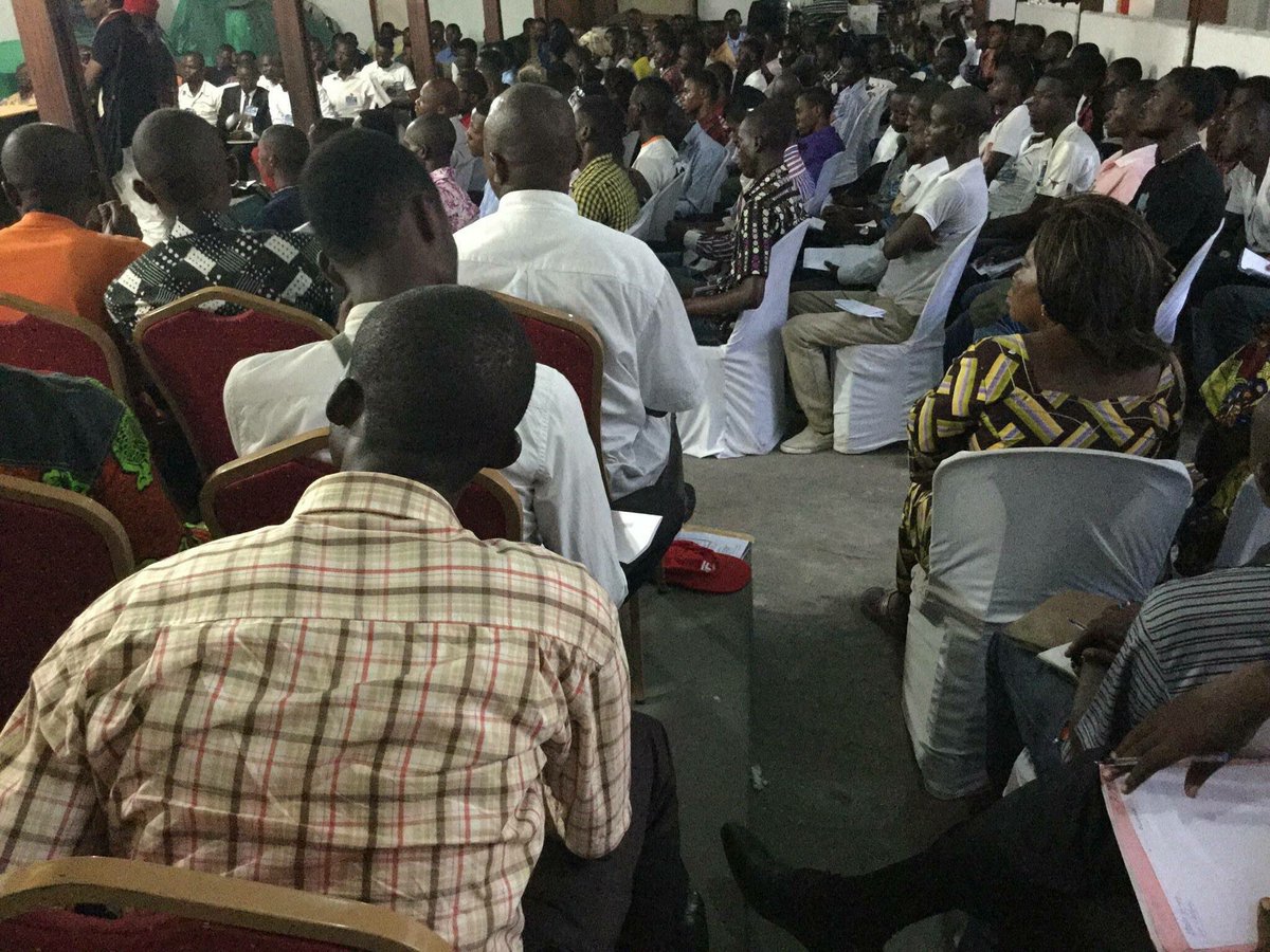 NkoyJoseph's tweet photo. #RDC Nous devrons apporter une solut•ciblée &amp; prioritaire aux jeunes congolais confrontés à des lourdes difficultés. https://t.co/NaZWt49oa5