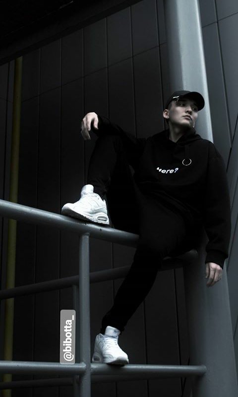 kulymshynaa's tweet photo. #AsSun 🌑 https://t.co/X7lt6vQilh