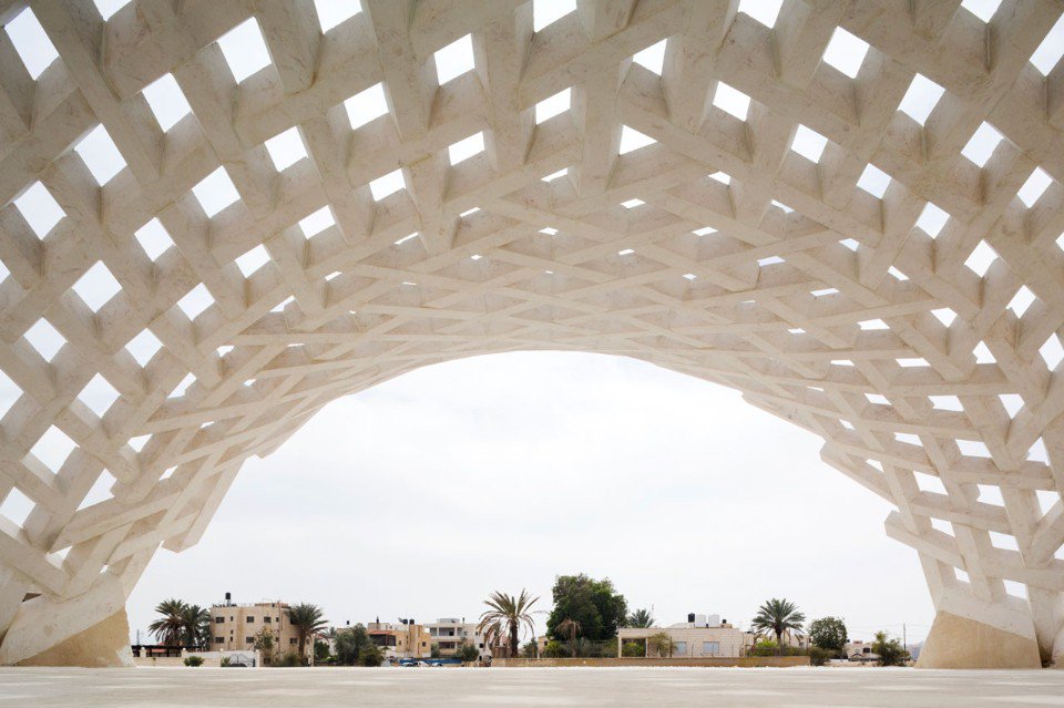 DomusWeb's tweet photo. The stone pavilion by AAU Anastas combines digital fabrication with know-hows available in Palestine https://t.co/Ihq4TFcVgI https://t.co/Qnxw7xXYhK