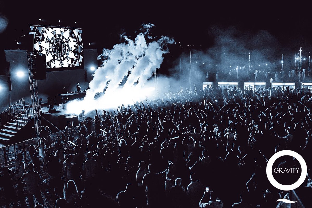 DXBeach's tweet image. Plenty of awesome pictures of you lovely people are now up on the @Zerogravitydxb Facebook page! #DXBeach #ZeroGravityDubai