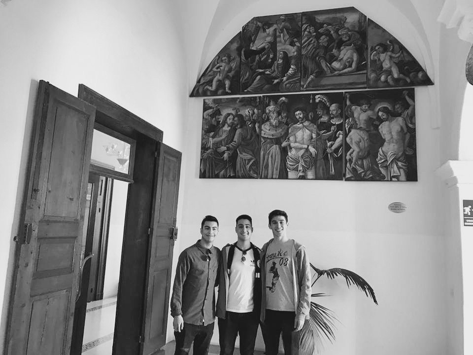 gzileni's tweet photo. Incontro con i ragazzi di @CanudoASOC1617 con il Sindaco di @comunegioialive Dott.Donato Lucilla per l’ottimo lavoro per @ascuoladioc https://t.co/wqe53H54Dd