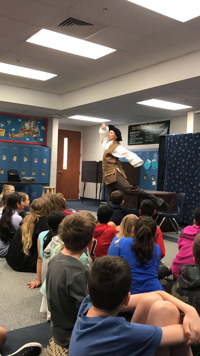 TeachMsErickson's tweet photo. #PaulRevere is here today. 5th Graders are getting ready to help him find his missing horse! @Fab5thPV @CCSD66 #ccsd66 https://t.co/uaw9rbsU5J