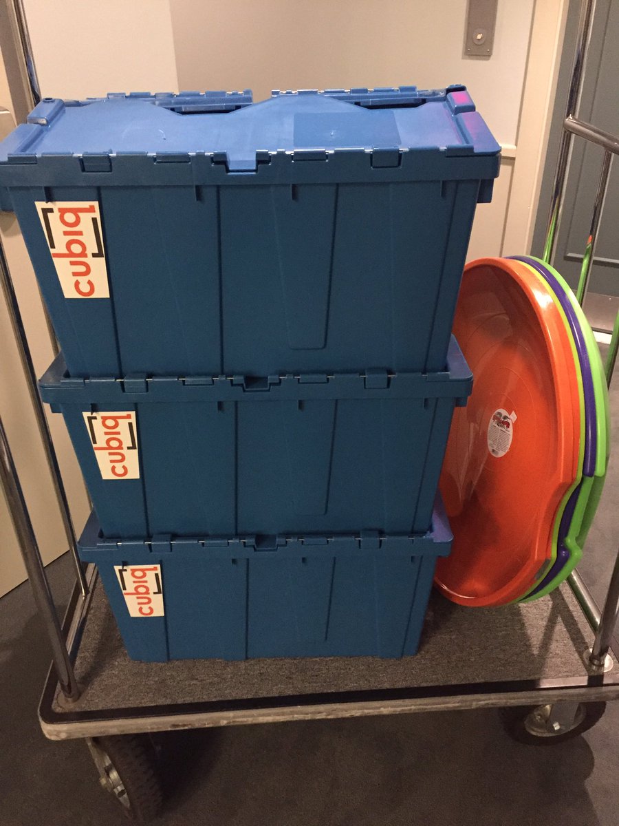 CubiqMe's tweet image. Sleds to storage...We love our confident customers.  But this is #newengland, is the snow really gone for good? #letshope #storageconcierge