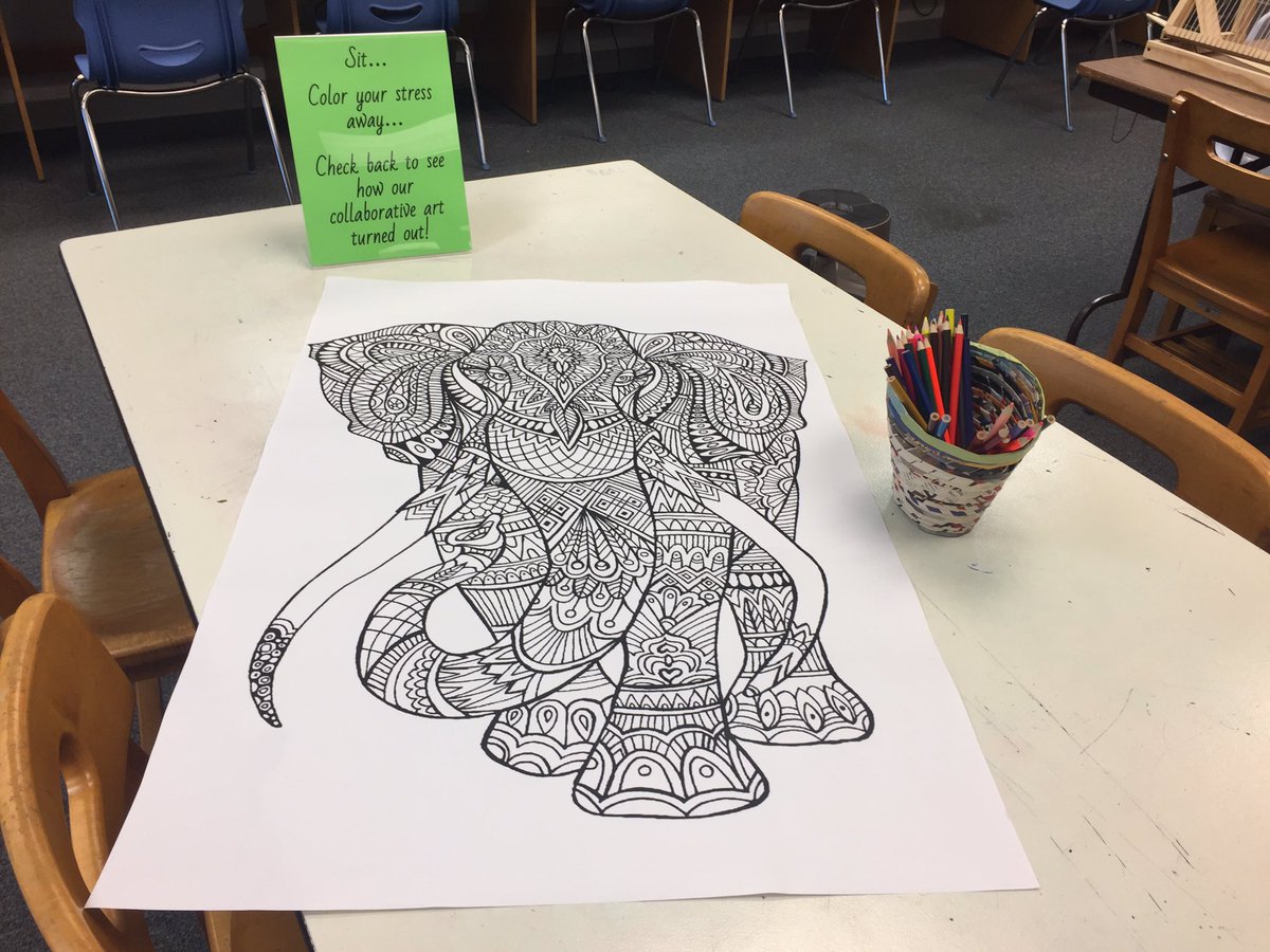 kilmerlibrary's tweet photo. Stop by & get your color on! #hugecoloringsheets #collaborativecoloring #makered https://t.co/wHbsSXv7uE
