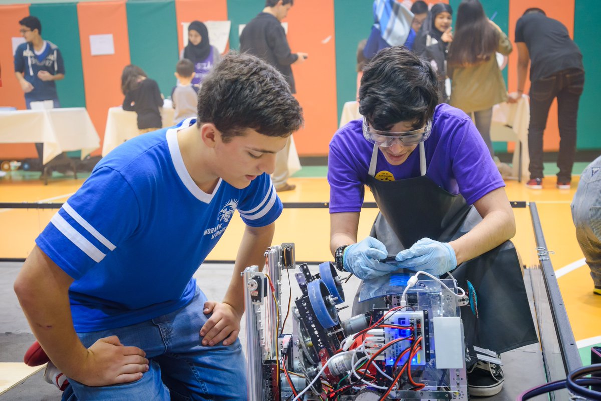 Congrats to the Mohawk Warriors Blue robotics team for advancing to the <a href="/FIRSTweets/">FIRST</a> World Championship!  #STEMForAll <a href="/HarmonyEdu/">Harmony Public Schools</a> <a href="/STEMSOS/">STEM SOS™ Model</a>