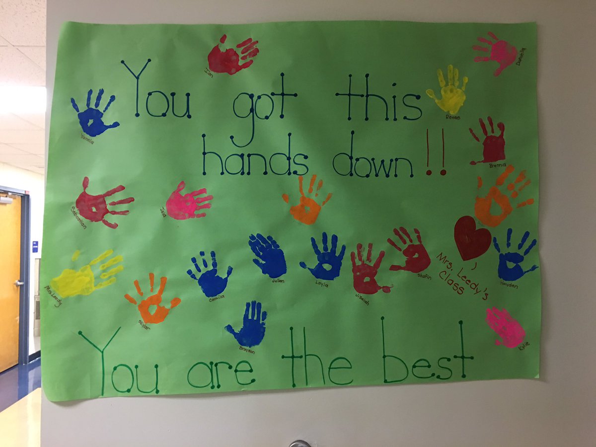 mrs_penasclass's tweet image. State testing today with a little encouragement from our kindergarten buddies! Thanx! #FSAmath #rockthetest @TommieBarfield @collierschools