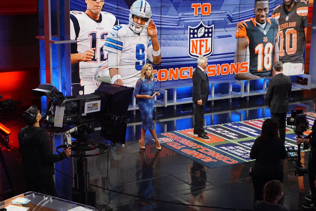 ElationPro's tweet photo. Large #Elation refit at Fox Sports LA Studio includes ‘irreplaceable’ #FuzeWash Z120. Click here to read more. https://t.co/KPN5EVx25V https://t.co/tGxt1KBBmQ
