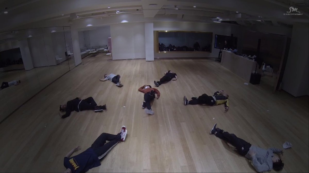 NCT's Ten breaks it down in 'Dream in a Dream' choreography videohttps://t.co/AdLHAyuR4H