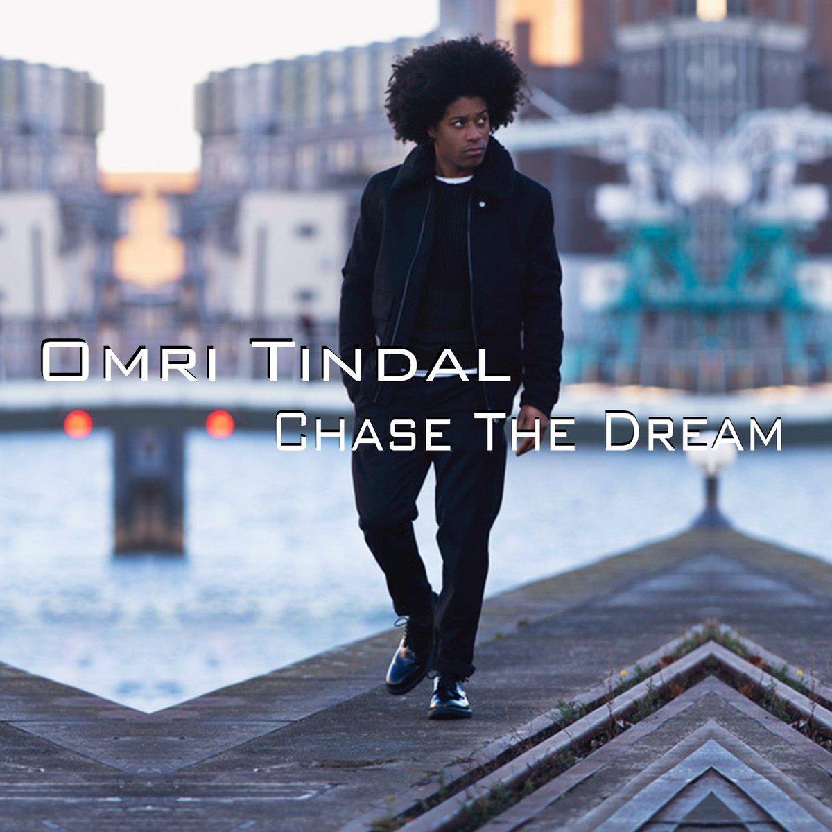 Rotterdamse zanger <a href="/OmriTindalMusic/">Omri AlphA</a> released eerste single #ChaseTheDream bit.ly/2oIs1zN @KevinAndNoerio #soul