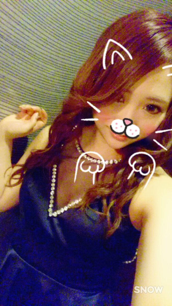 memme927's tweet photo. おにゅードレステンション高まる👗💓💓お仕事がんばる〜明日は記念日💗 https://t.co/pEsD0QYZvm