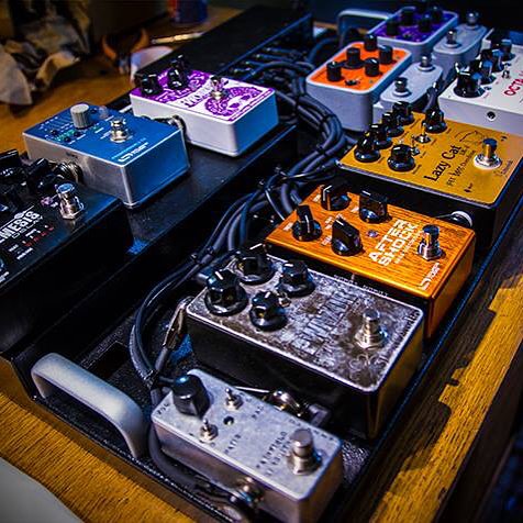 layvent's tweet image. Installation complète d'un pedalboard, patch sur mesure et organisation des câbles ! 
Custom pedalboard wiring, pa… ift.tt/2pv9h8b
