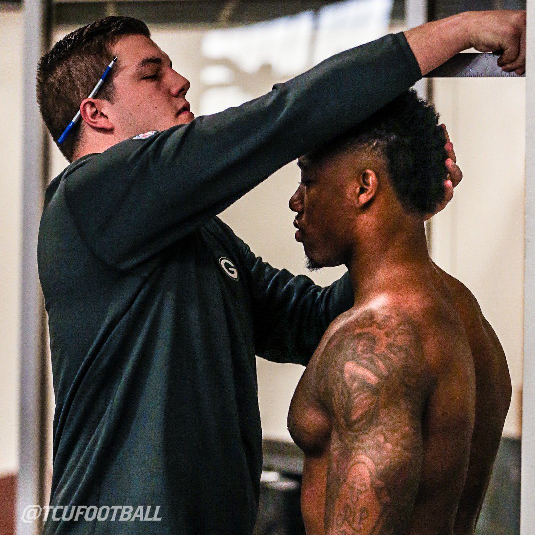 TCUFootball's tweet photo. Just because your playing career is over, doesn't mean your 🏈 career is. S/O to @packers scout Luke Benuska ('15). #TransformationTuesday https://t.co/gQbEybDIsY