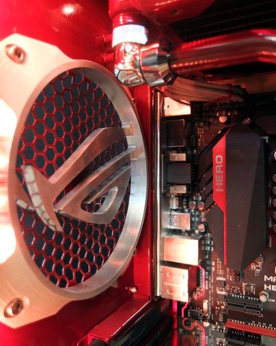 Mnpctech's tweet photo. #GamingPCofDay "Shinai" @antec P380 by @Insolent_Gnome https://t.co/JZ2bq7D147
@EKWaterBlocks @AntecEurope @ASUS_ROG #pcmasterrace #ASUS https://t.co/prNXACwU0e