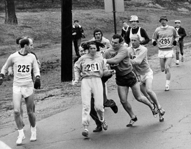 She became the 1st woman to run Boston Marathon 50yrs ago-Was nearly pulled from the race.
-on Mon,at 70,she raced again #Trailblazer #9News