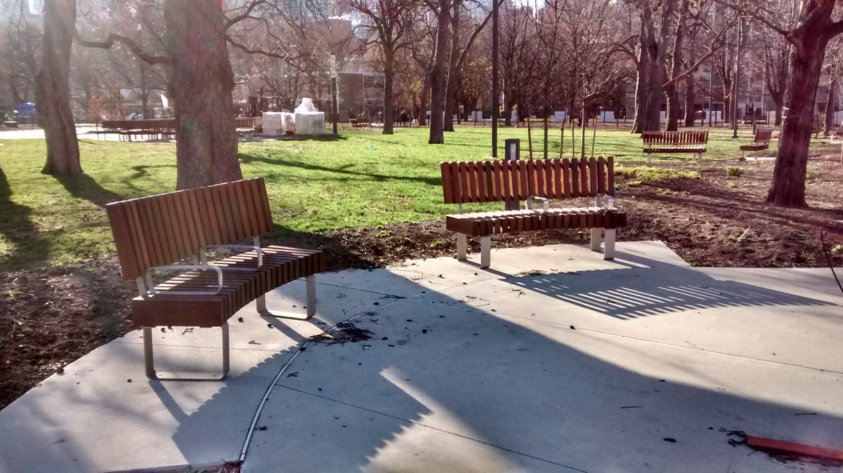 stasu16's tweet image. The new Grange Park will be a #sitTO paradise! Love the bench choice.