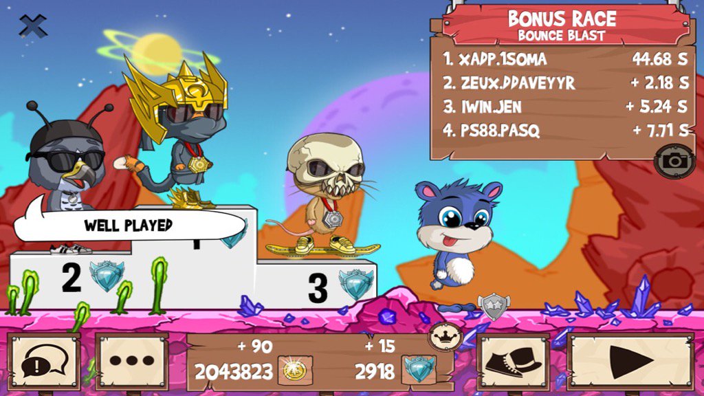1SOMAx's tweet photo. Having a blast @ #funrun2 #DDAVEYYR #Jen #pasq https://t.co/2ar20F55Z4