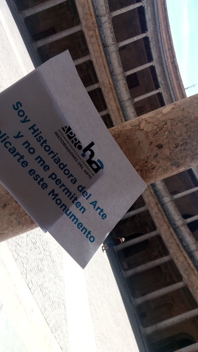 #soyhistoriadordelArte y no me permiten explicarte este Monumento.
#PalacioCarlosV #Alhambra #Granada