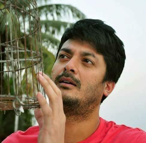 খাঁচার ভিতর অচিন পাখি কেমনে আসে যায়!!!!!! Darun ekta pic.. Ektu onno rokomer..  <a href="/Jisshusengupta/">Jisshu U Sengupta</a> <a href="/Ninotchkaa/">نینوچکا</a>