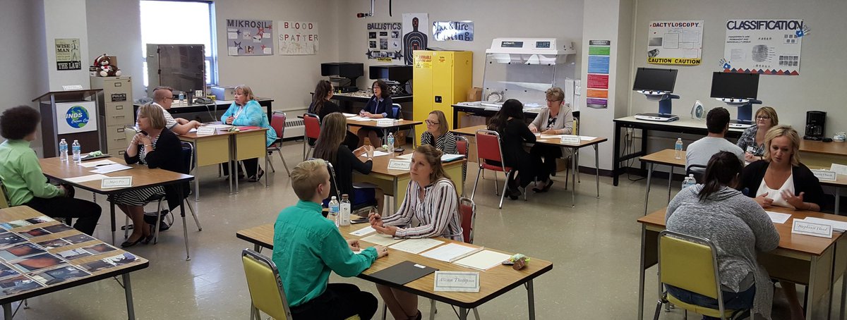 TamiBdavis's tweet photo. Mock Interview Day at Hinds Career Center in Criminal Justice classroom. Professionals interviewing our students! #heardabouthinds https://t.co/t5IRStSIHw