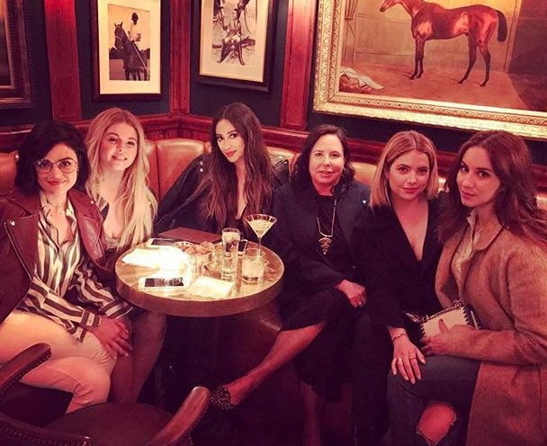 townsofrosewood's tweet image. #PLLFamilyForever @imarleneking @lucyhale @SashaaPieterse @shaymitch @AshBenzo @SleepintheGardn @PLLTVSeries Much love ❤️💖 #PLL