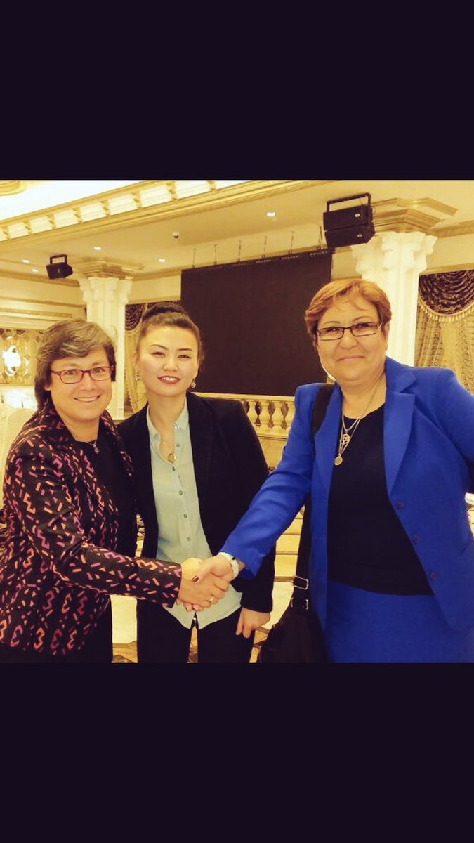 moyadodd's tweet photo. Such a pleasure to meet members of the Kyrgyz #womensfootball team, #FLDP grad Meerim and Head Coach Gulbara at the @_FFKR dinner ⚽️😍 https://t.co/ZMY17JTMj1