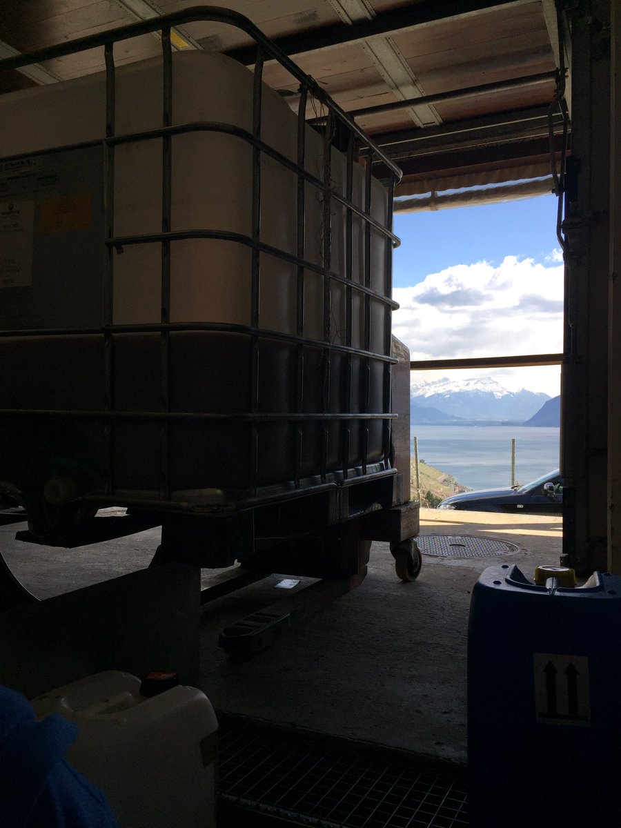 fermentation_ch's tweet image. #fermentation work of the day #distillation #gin #vodka a great day !