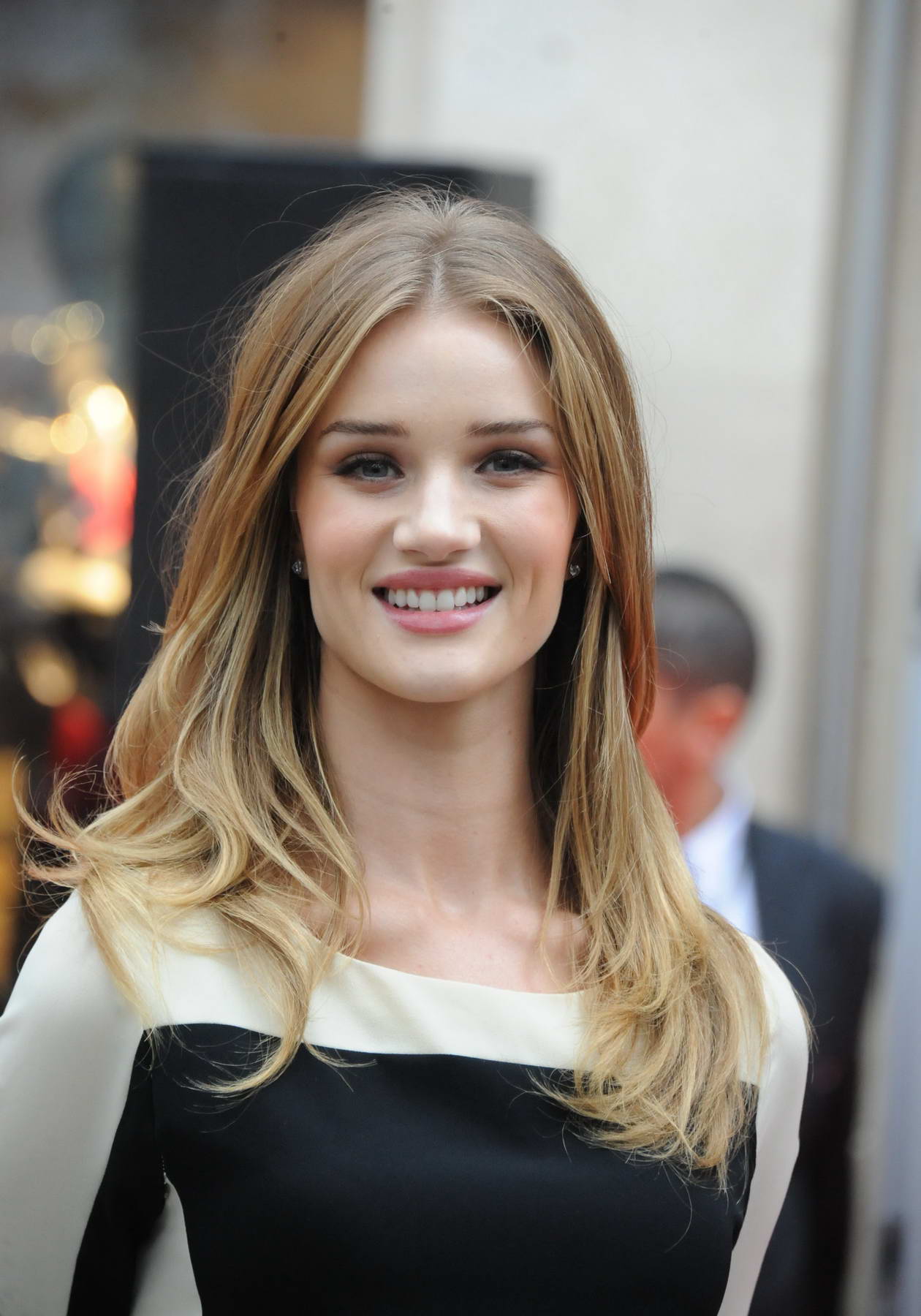 Happy Birthday Rosie Huntington-Whiteley 