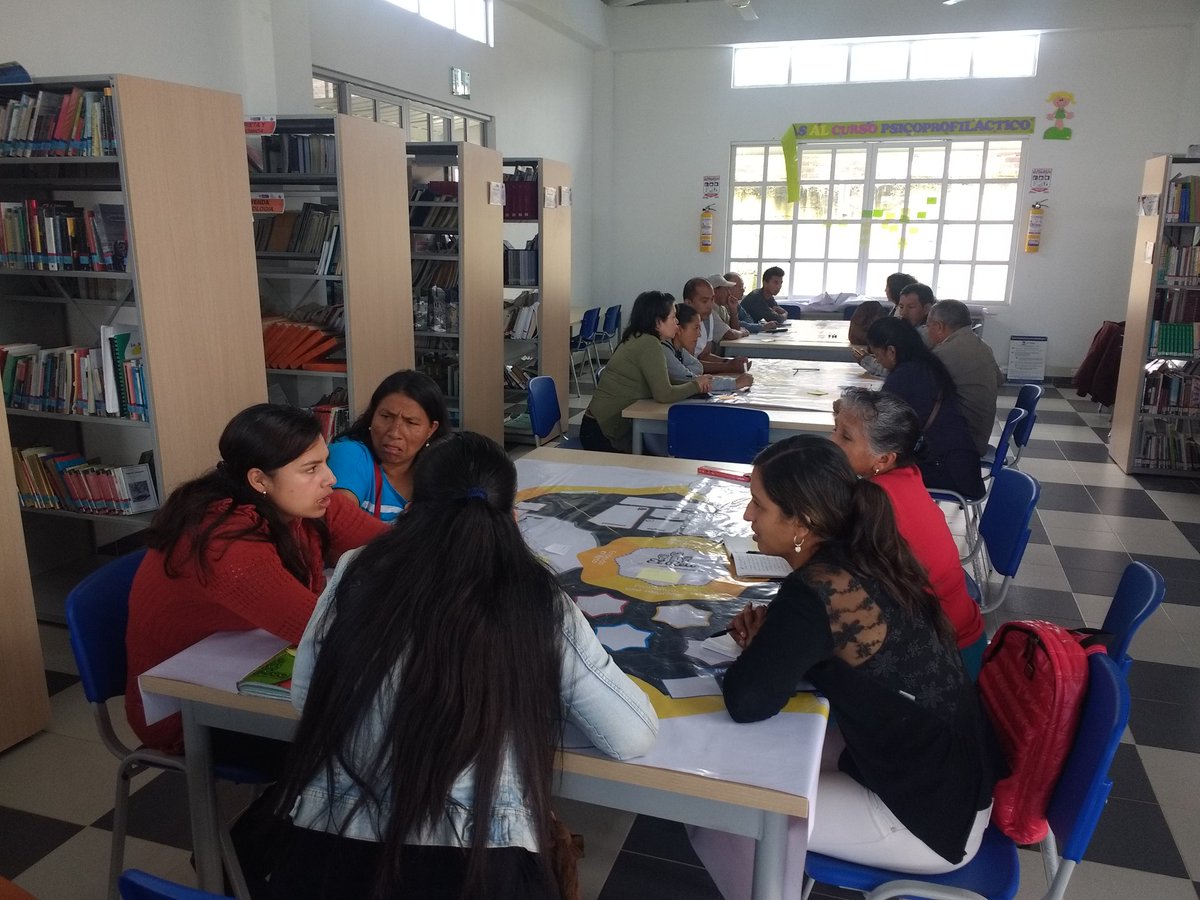 vlahebo's tweet photo. Día 2 trabajo JAC #Chachagui, construimos proyectos comunes con #DesignThinking #Feeling / #Nariño en Festival #CulturaLibre @dirculturanar https://t.co/QoCYEWGgnY