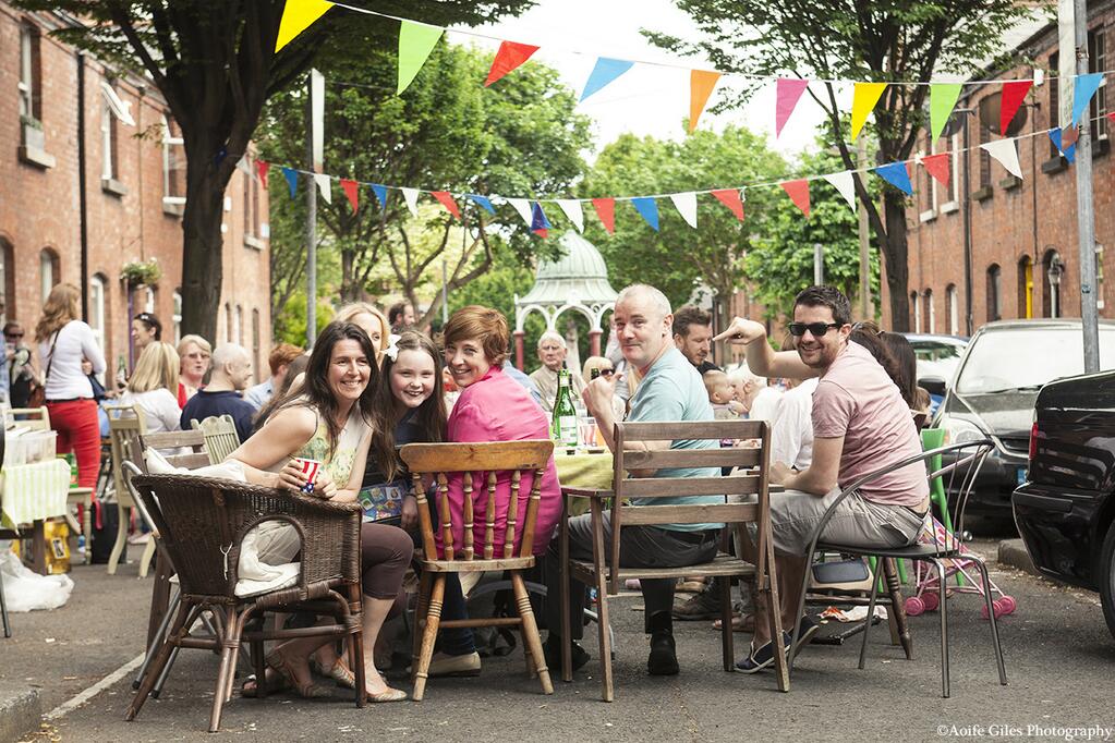 Passionate about community? We need 2 #StreetFeast2017 Champions in Tipperary and Wicklow

ow.ly/tk9A30aPJw3 

ow.ly/NcXN30aPJHK