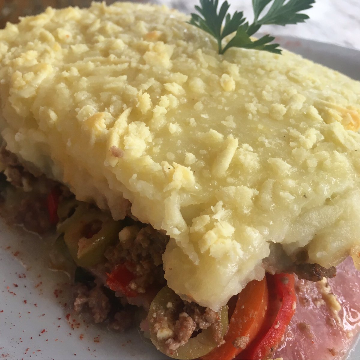 WinSockBar's tweet photo. LA DELICIA DEL MEDIODÍA:
Entrada:Bruschetta de pan integral, de rucula, parmesano y cherry
Principal:Pastel de papas
Postre:Helado tricolor https://t.co/VJcRERWUZZ