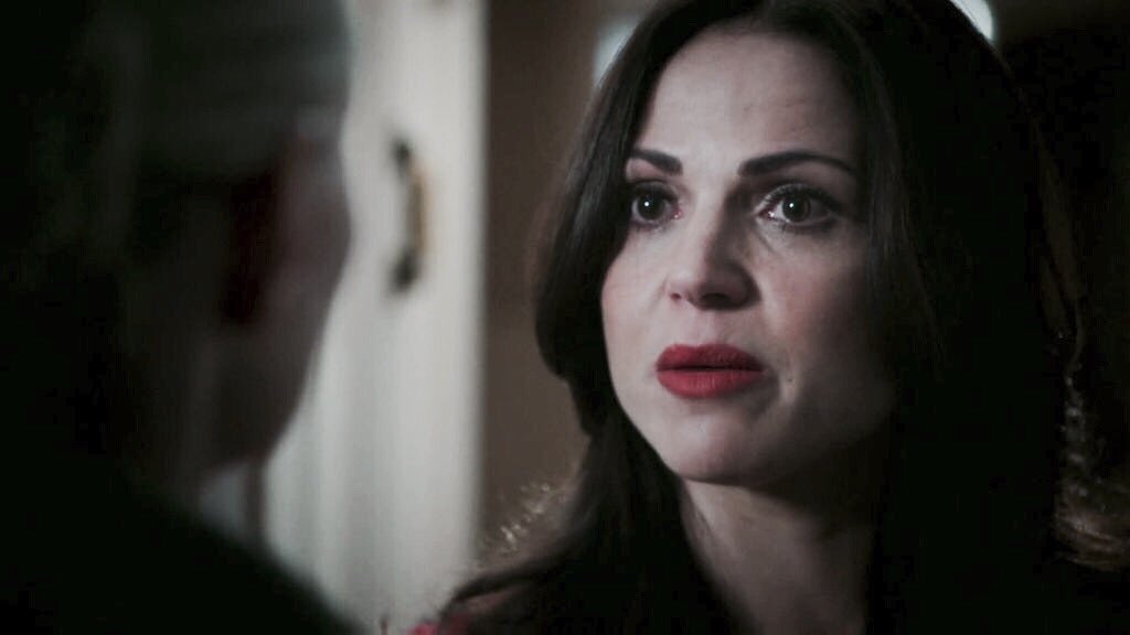 amenregina's tweet photo. 'goodbye miss swan' 🥀 https://t.co/a6oFku90MR