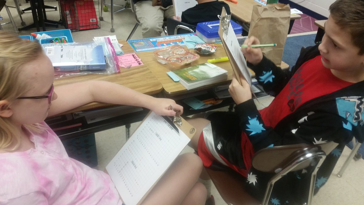 mrsjensensclass's tweet photo. We're using the classic game #Battleship to practice plotting points on a coordinate grid! #WeAre44 #BFbluejays https://t.co/MHgRA41PyD