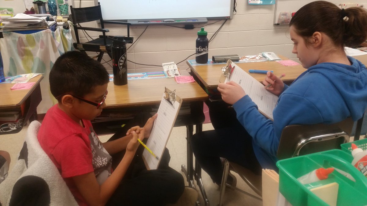 mrsjensensclass's tweet photo. We're using the classic game #Battleship to practice plotting points on a coordinate grid! #WeAre44 #BFbluejays https://t.co/MHgRA41PyD