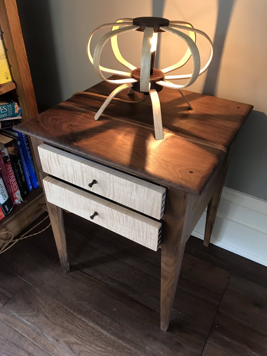 oakjoiners's tweet photo. Can't wait for @GDLive_UK just prepping and getting everything ready #handcraftedlighting #design #joinery #cabinetry #furniturrmaker https://t.co/iiFh1RHo06