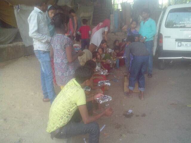 thegoodnightpr's tweet photo. #TGNP #food #delivery #IndiaFirst #zerohunger nobody should sleep hungry https://t.co/mNKbrR7Im4