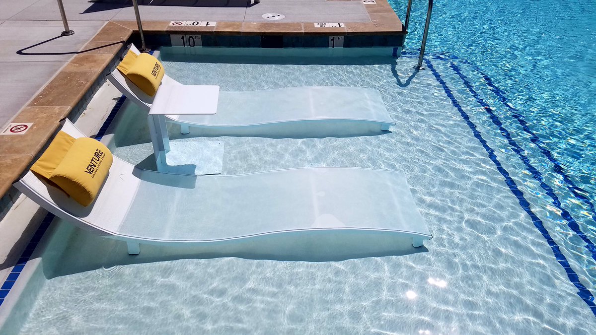 VentureApts's tweet photo. We are loving this weather and our residents are pumped up for summer! #Summer2017 #TechCenterVA #PoolParty #apartmentlife #SundayFunday https://t.co/UiJUIfcd66