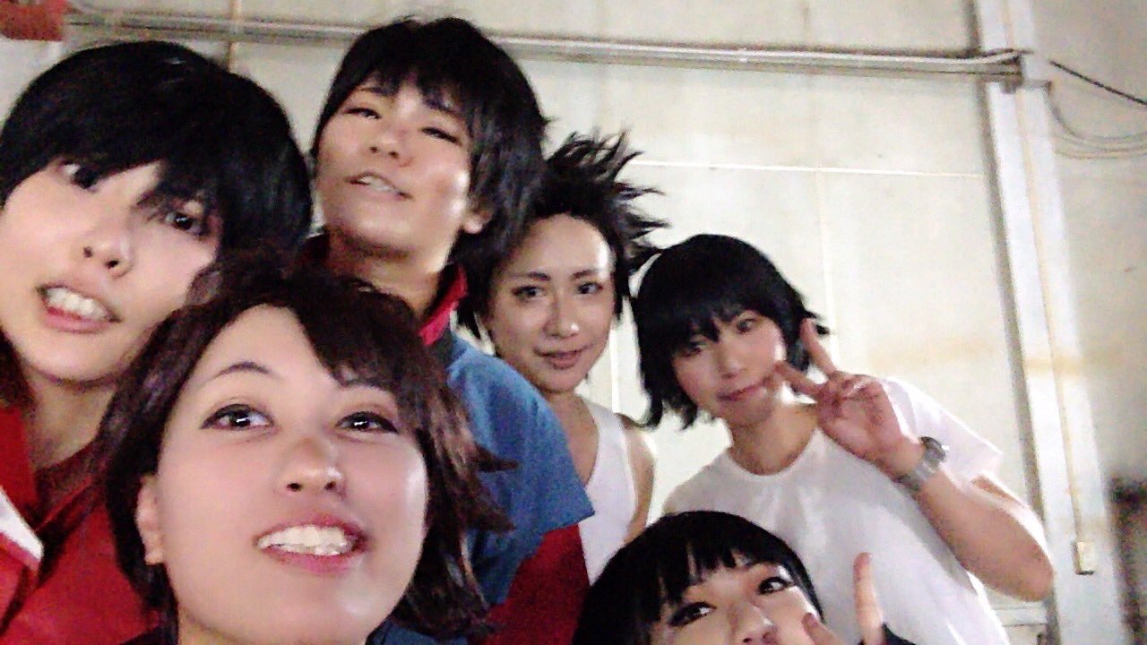 夏までに180度開脚目指す人 2 甲斐 ｹｲｽｹ Akira 甲斐 は毒気を抜くのが大変だった でもほぼ素です 素の夜猫です ﾒｲｸもほんとjojoに比べたら笑えるほど薄くて初めての併せの時はめちゃくちゃ緊張したっけ