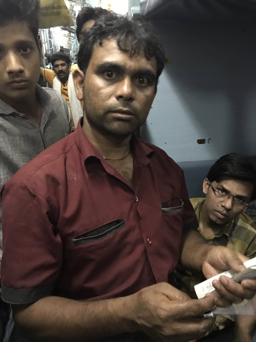 AlokBoscoite's tweet image. @sureshpprabhu @RailMinIndia @IRCTC_Ltd PNR 2811342428 Train no -12394 S-2seat no16 Veg meal @100 rate card not given . Kindly take action