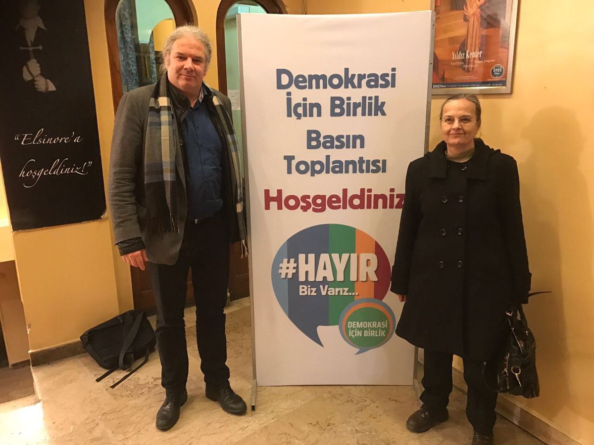 yvzayd's tweet photo. PKK destekçisi "tarafsız(!)" gözlemci Andrej Hunko, HAYIR kampanyasında! 

@Sedat_PEKER 
#KutluSevdaHerYerde https://t.co/ywLNEvPu0V