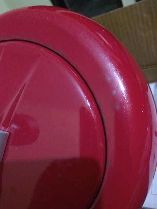 vishvanath_'s tweet photo. @Paytm #paytm घटिया Products,,,  I have purchased a prestige red apple pressure cooker form Paytm but I received a defeated and fake product https://t.co/2uL3Ei73vk