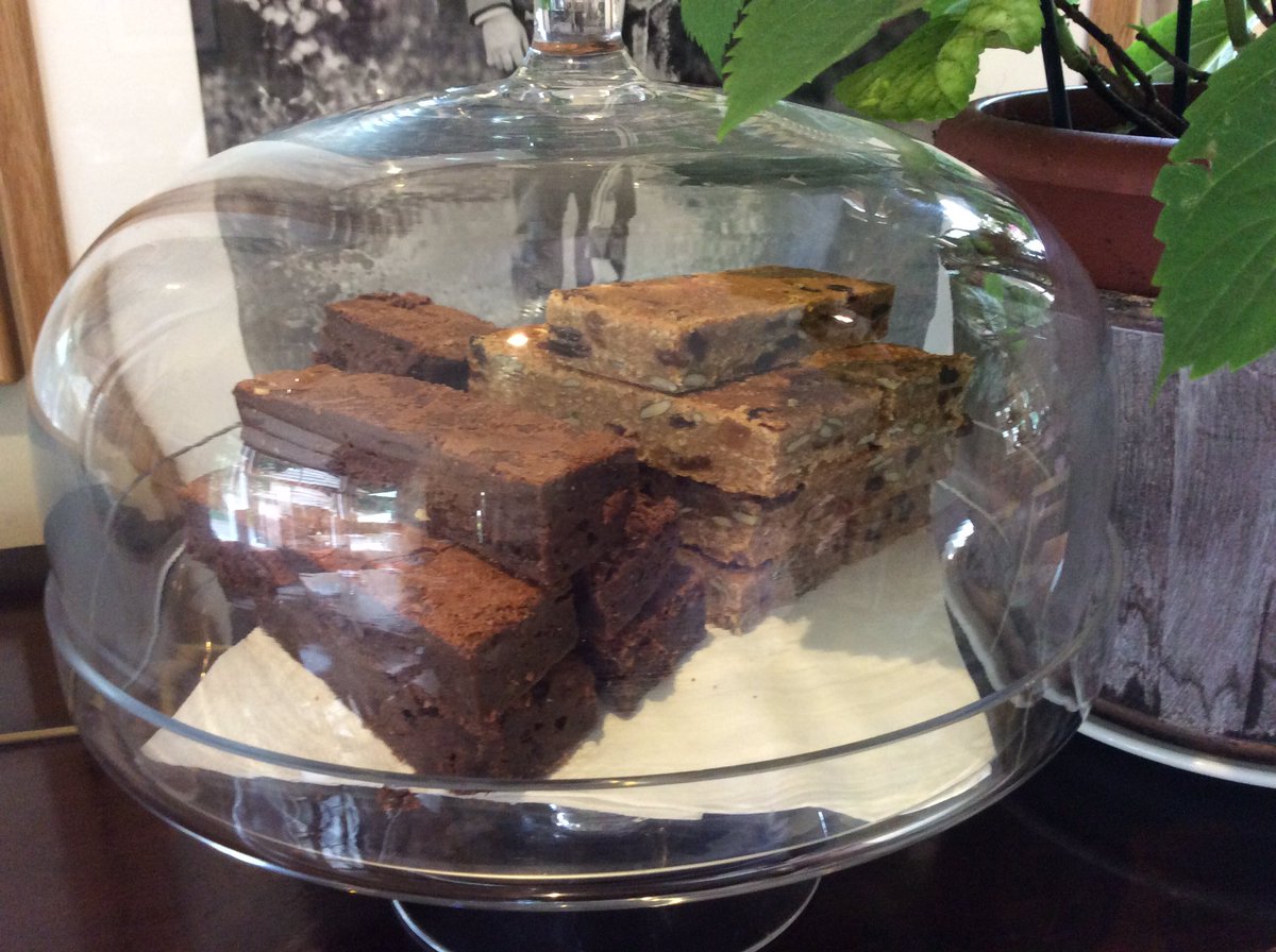 RunningHorseInn's tweet image. Delicious brownies and granola @RunningHorseInn #homemade #naughtybutnice