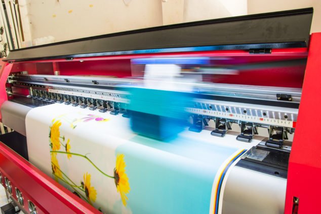 Digital is thriving when it comes to commercial printing! How do you use #digital printing technology? bit.ly/RTn0328176