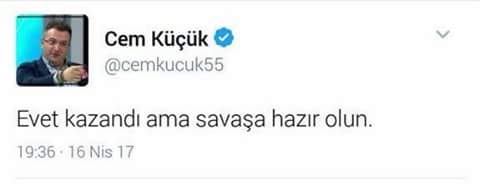 YuZVeRMeM2Le's tweet photo. @cemkucuk55 Hmm laik olarak kardesiz oylemi kardes mardes degiliz https://t.co/OlzMRt1YLT